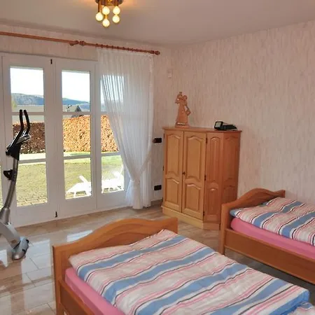 Ferienwohnung Breuer Apartament Heimbach